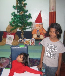 XMAS08_034W
